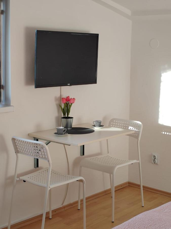 Guesthouse Resan Medulin Exteriör bild